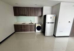 Duku Place (D15), Condominium #582553091